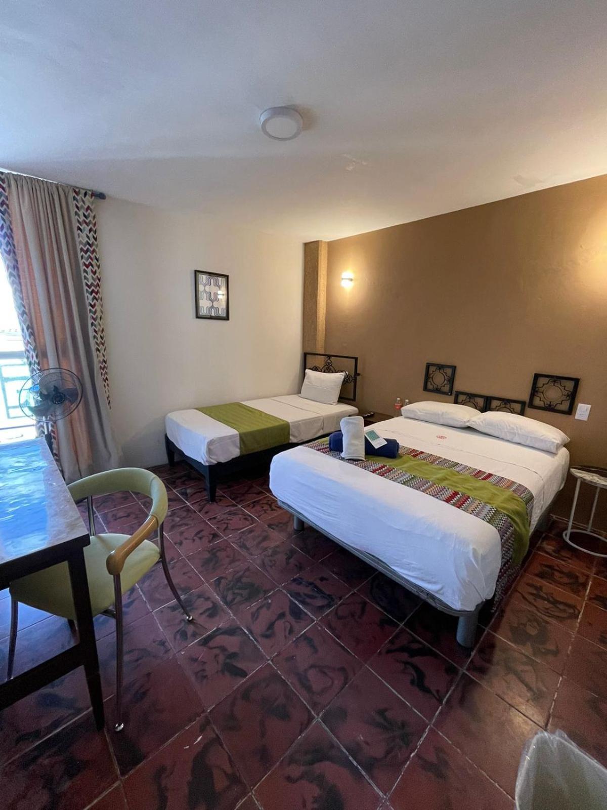 Hotel Flamingos Guadalajara Eksteriør billede
